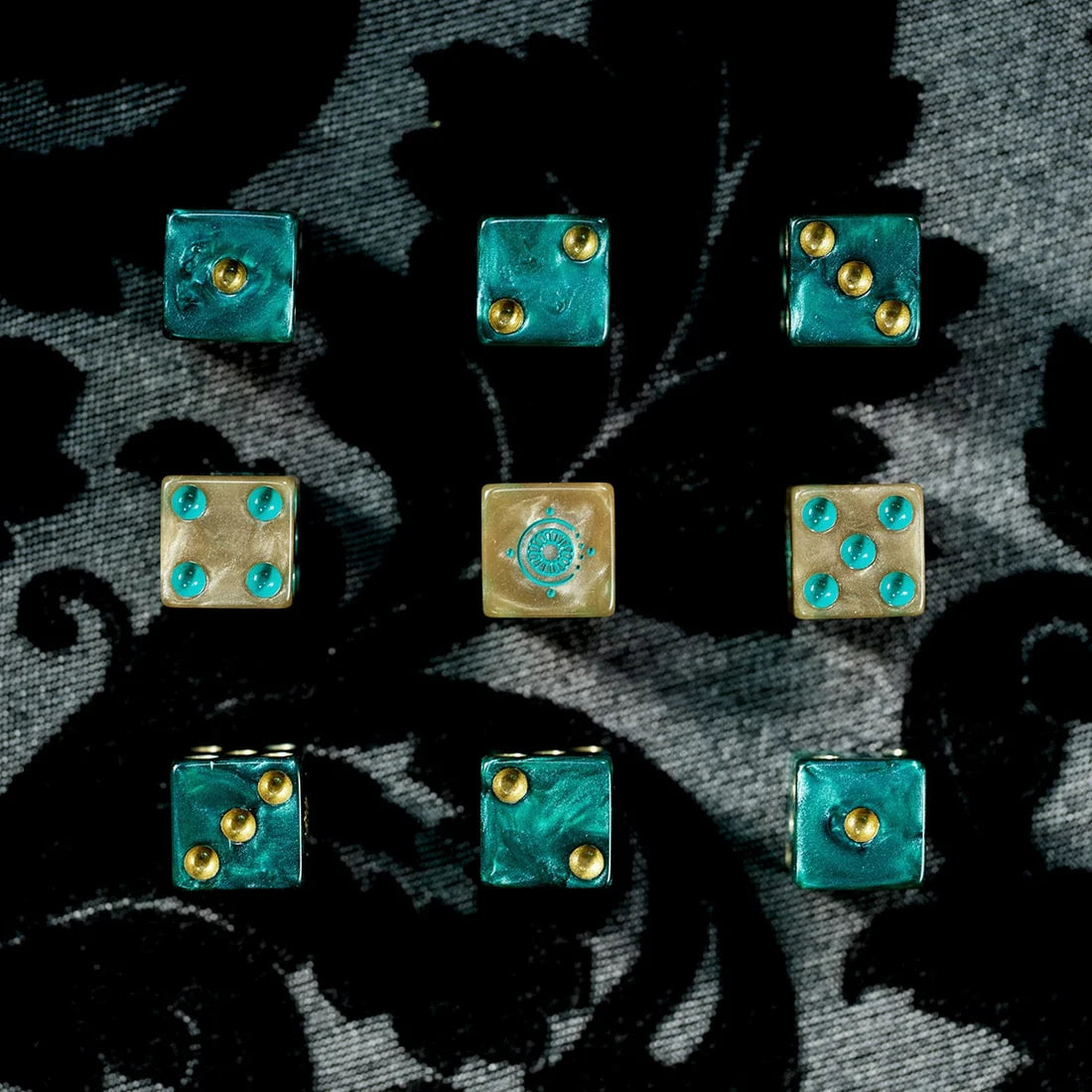 Candela Obscura Dice Set